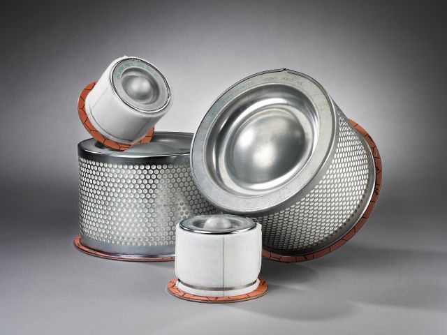 سپراتورهای این شرکت وارداتی شرکت MARK ترکیه بوده و دارای 4500 ساعت کاری کارکرد میباشد جهت استعاتم قیمت با واحد فروش تماس حاصل فرمایید